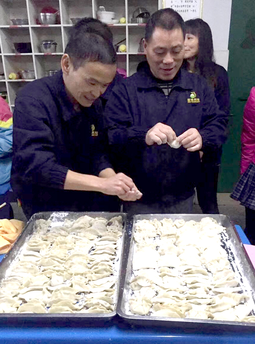 包餃子8.jpg 包餃子8.jpg